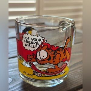 McDonald's vintage 1978 Garfield glass coffee mug collectible